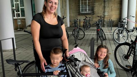 Noemi und ihre drei Kids gewinnen das E-Bike